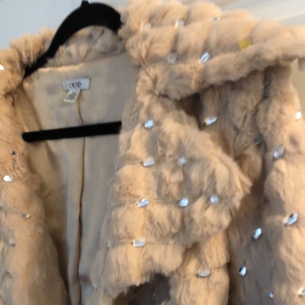Gorgeous Cache rabbit fur tan jacket, with rhinestones and a silk tie. - Picture 3 of 7